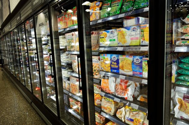 Slováci kupujú v obchodoch horšie potraviny ako Rakúšania, zistil test ministerstva pôdohospodárstva
