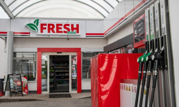 Potraviny Fresh mini nájdu spotrebitelia na čerpacích staniciach Dalioil